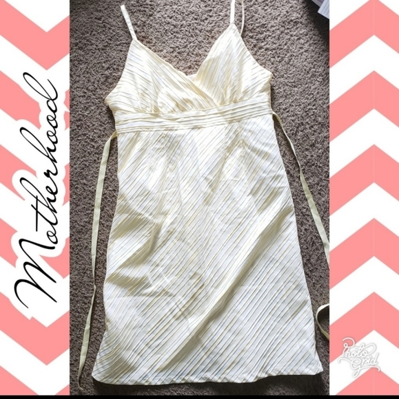 🆕Maternity sundress small yellow motherhood summer spring - Picture 1 of 5